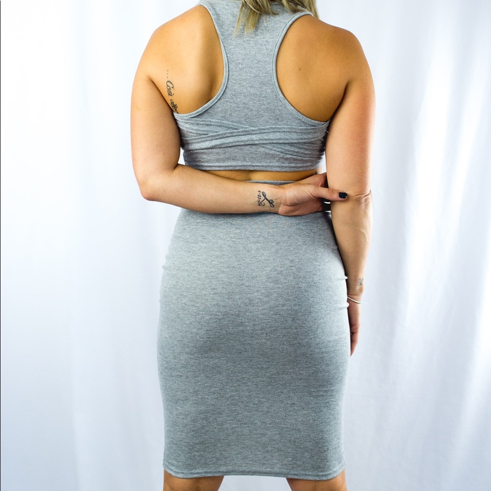 Womans Two Piece Set - Picture 3 of 3